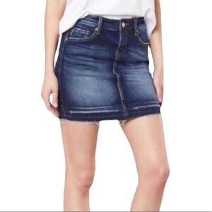 KanCan‎ Frayed Hem Denim Skirt Size 11/29 Dark wash